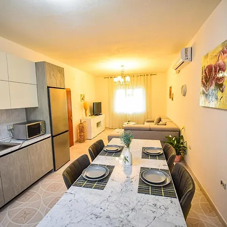 Alba Dom wakacyjny Szkodra