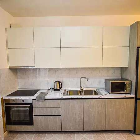 Alba Ferienhaus Shkodra